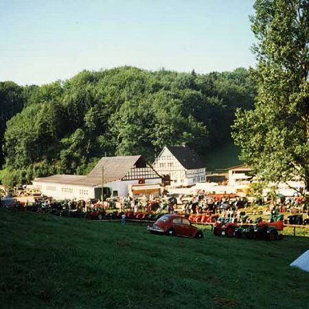 700_45Y-full-enhance-4x